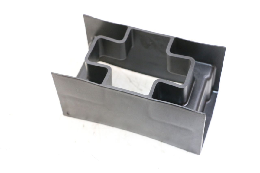 photo de PORTABATTERIA PIAGGIO NRG POWER PUREJET 50 (2018 - 2021) - Zoom sullo stato d'uso