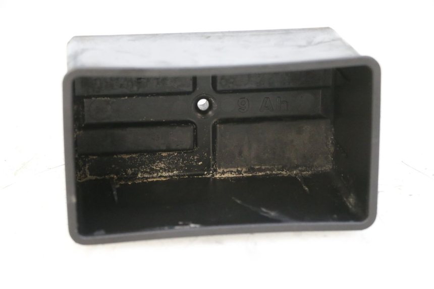 photo de VASCA BATTERIA PIAGGIO VESPA S 2T 50 (2007 - 2014) - Zoom sullo stato d'uso