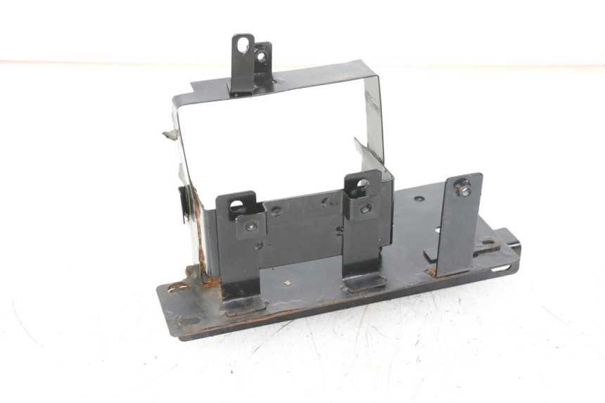 photo de PORTABATTERIA REGAL RAPTOR SPYDER 125 (2010 - 2018) - Primo piano tecnico