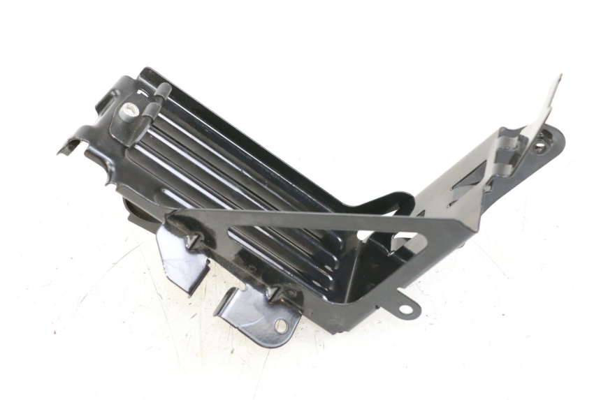 photo de PORTABATTERIA ROYAL ENFIELD CONTINENTAL GT 650 (2019 - 2024) - Altra angolazione