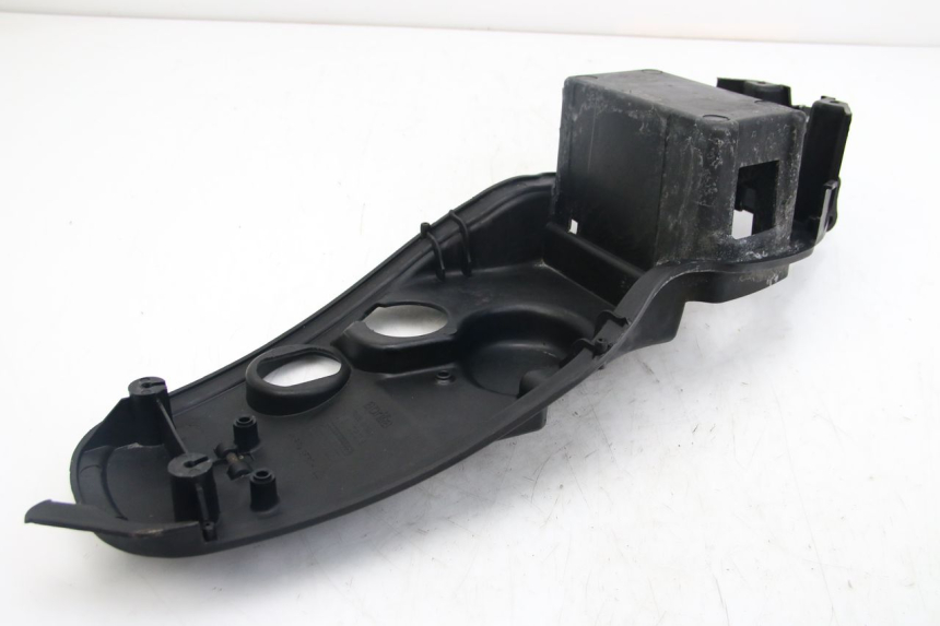 photo de VASCA BATTERIA APRILIA SCARABEO 4T 50 (2009 - 2017) - Primo piano ad alta risoluzione