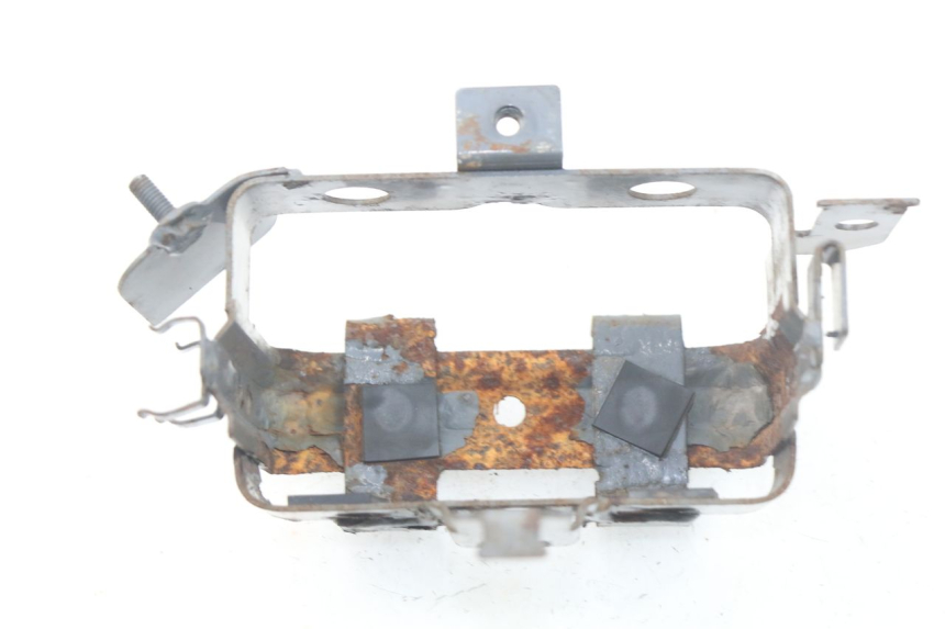 photo de VASCA BATTERIA HONDA SCV LEAD 100 (2003 - 2007) - Zoom sullo stato d'uso