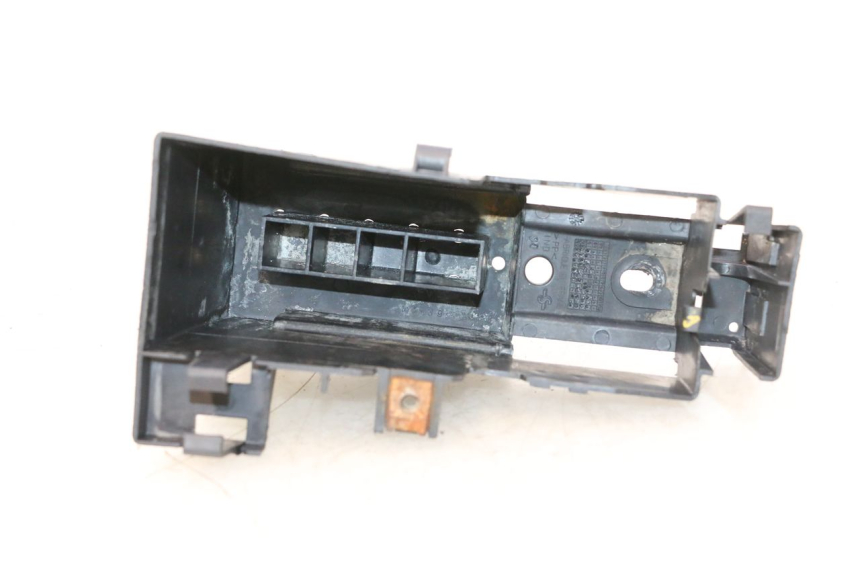 photo de Vassoio della batteria PEUGEOT SPEEDFIGHT 2 AC 50 (2000 - 2009) - Dettaglio del componente