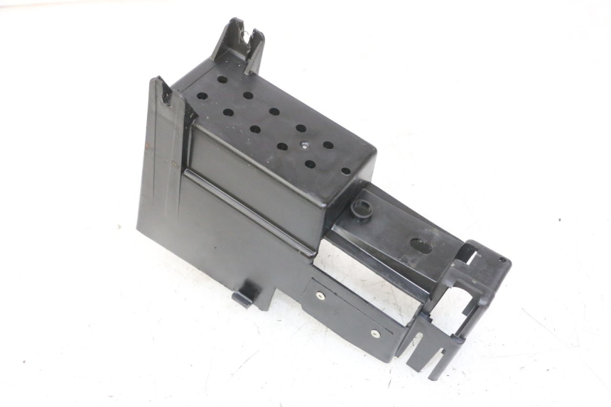 photo de PORTABATTERIA PEUGEOT SPEEDFIGHT 2 LC 50 (2000 - 2009) - Dettaglio del componente