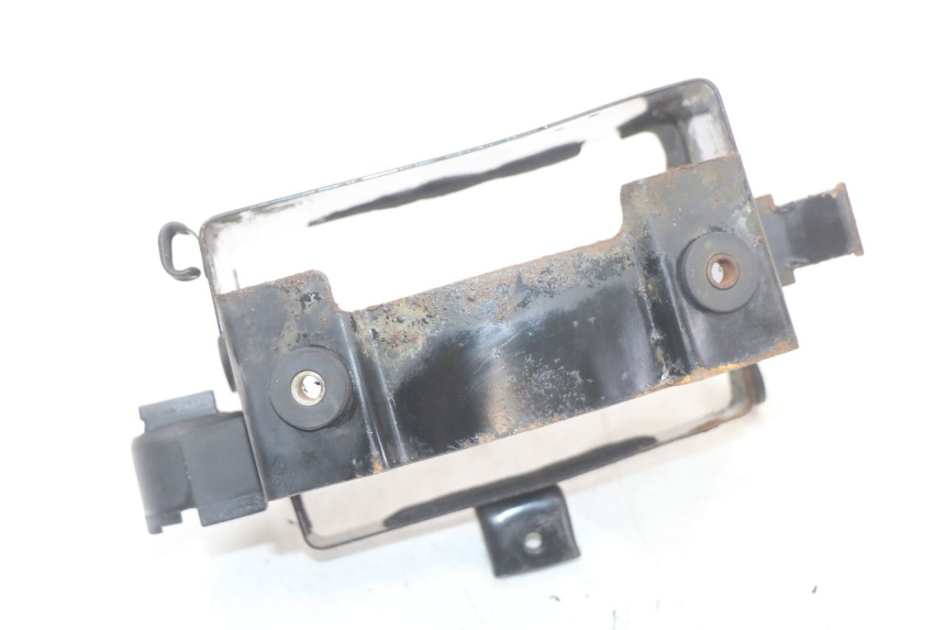 photo de PORTABATTERIA SUZUKI GS F 500 (2004 - 2007) - Dettagli dei punti di fissaggio