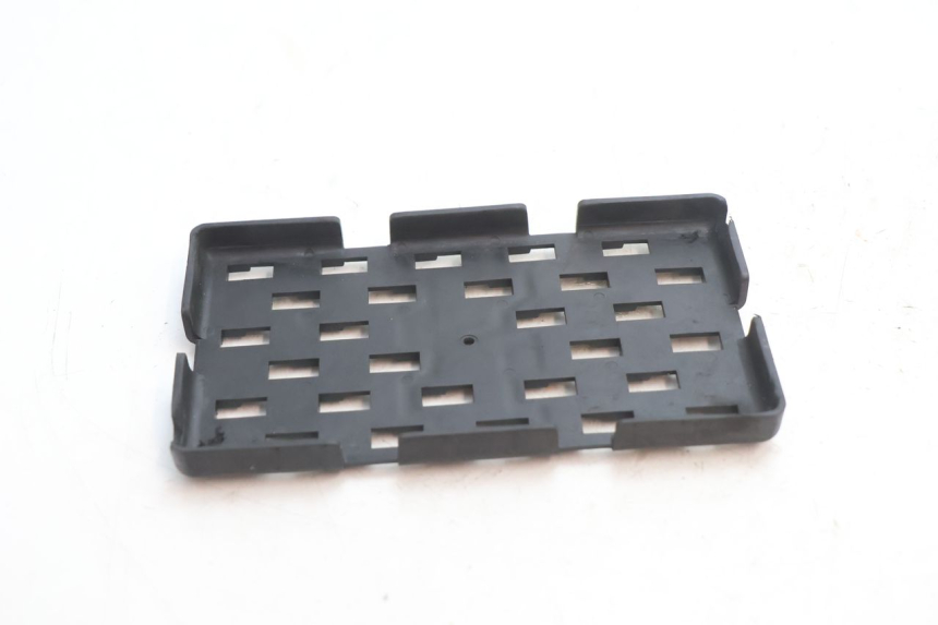 photo de PORTABATTERIA SUZUKI SV S 650 (2003 - 2009) - Dettaglio del componente