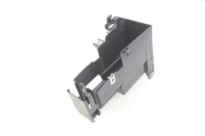 photo de VASCA BATTERIA PEUGEOT TKR TREKKER FURIOUS 50 (2005 - 2014) - Zoom sullo stato d'uso