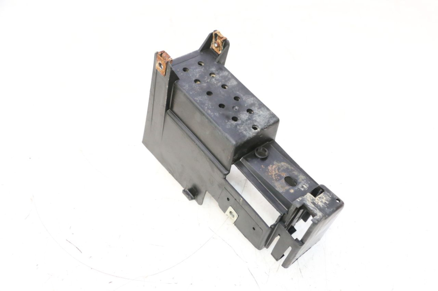 photo de VASCA BATTERIA PEUGEOT TKR TREKKER FURIOUS 50 (2005 - 2014) - Dettaglio del componente