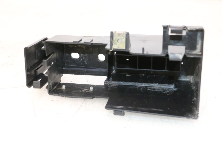 photo de Vassoio della batteria PEUGEOT TREKKER 50 (1995 - 2004) - Primo piano tecnico