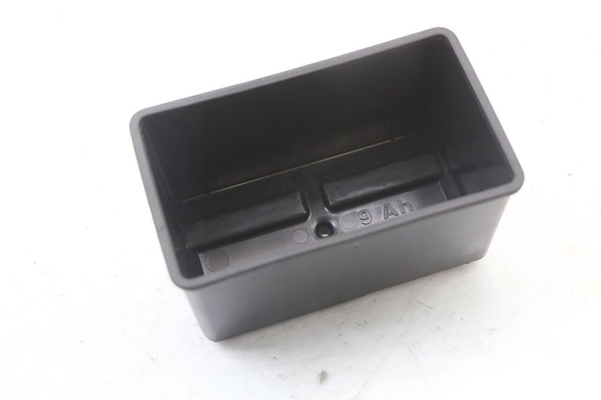 photo de VASCA BATTERIA PIAGGIO VESPA LX 2T 50 (2005 - 2013) - Dettaglio del componente