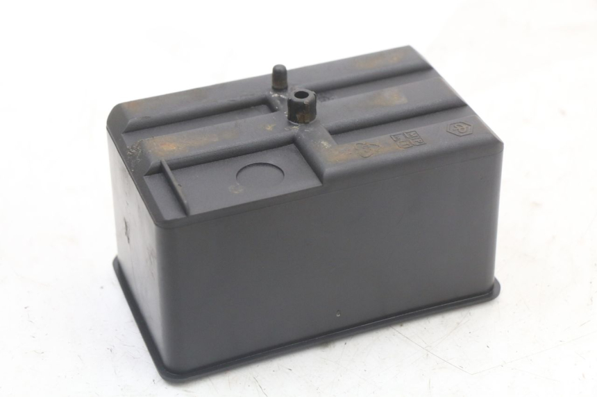 photo de VASCA BATTERIA PIAGGIO VESPA LX 2T 50 (2005 - 2013) - Zoom sullo stato d'uso