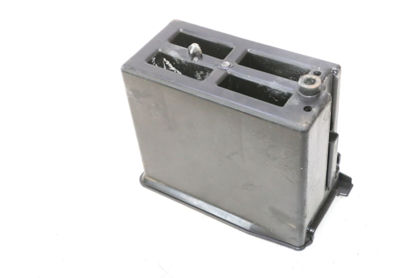 photo de VASCA BATTERIA PIAGGIO VESPA PRIMAVERA 2T 50 (2013 - 2018) - Altra angolazione