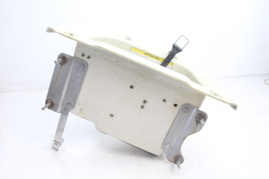 photo de PORTABATTERIA YAMAHA WAVE RUNNER GP R 1200 (2000 - 2003) - Altra angolazione