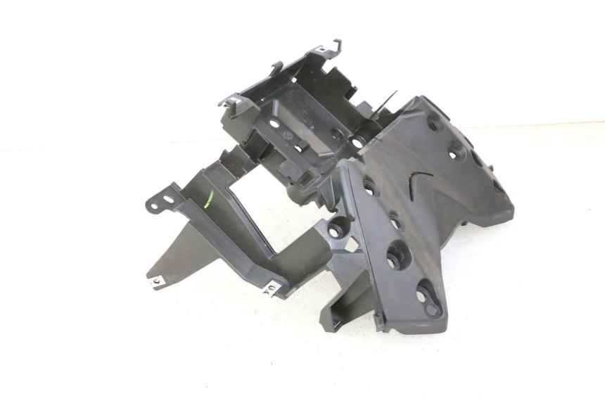 photo de PORTABATTERIA YAMAHA XMAX X-MAX 125 (2021 - 2025) - Vista d'insieme del prodotto