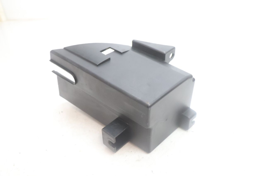 photo de VASCA BATTERIA YAMAHA XMAX X-MAX 125 (2006 - 2009) - Primo piano tecnico
