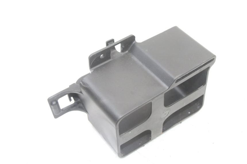 photo de PORTABATTERIA YAMAHA TRACER 7 700 (2020 - 2024) - Zoom sullo stato d'uso