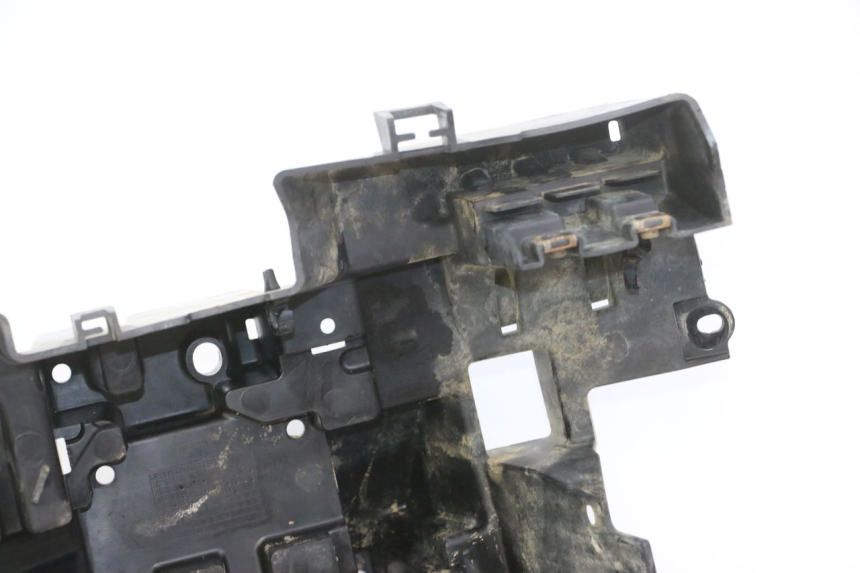 photo de PORTABATTERIA YAMAHA YFM GRIZZLY 550 (2008 - 2015) - Marcature e riferimenti originali