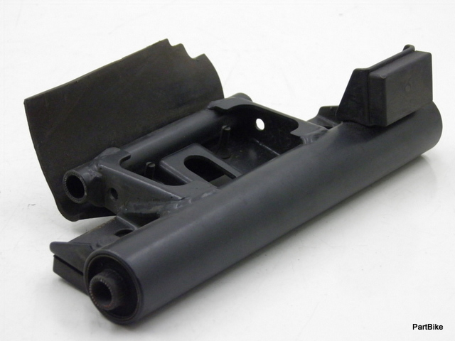 photo de SUPPORTO MOTORE SUZUKI BURGMAN 125 (2007 - 2014) - Vista principale