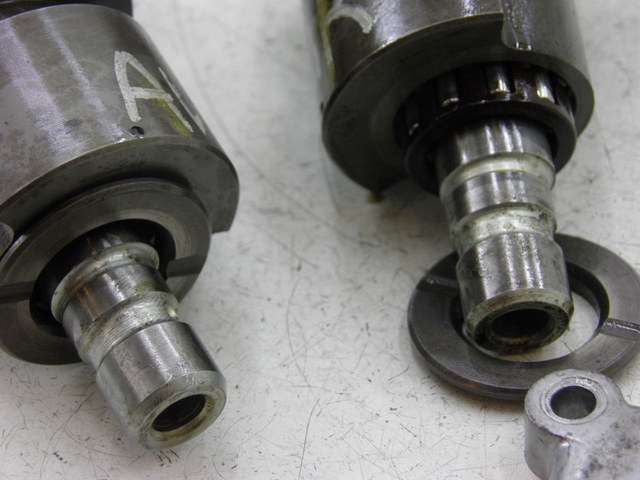 photo de Bilanciere motore YAMAHA FJR 1300 (2004 - 2005) - Primo piano tecnico