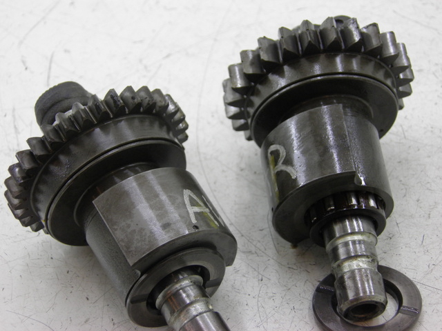 photo de Bilanciere motore YAMAHA FJR 1300 (2004 - 2005) - Vista d'insieme del prodotto