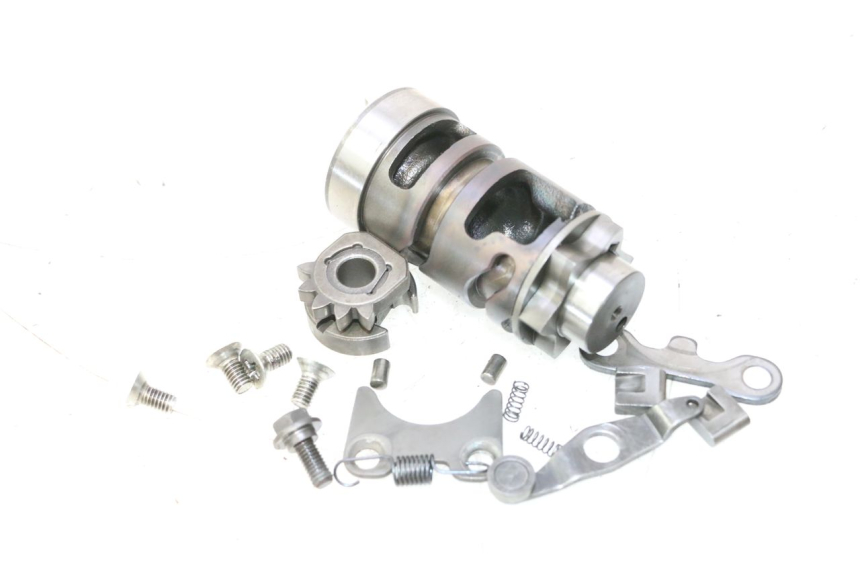 photo de DESMODROMICO CAMBIO SUZUKI DR S 600 (1985 - 1989) - Dettaglio del componente