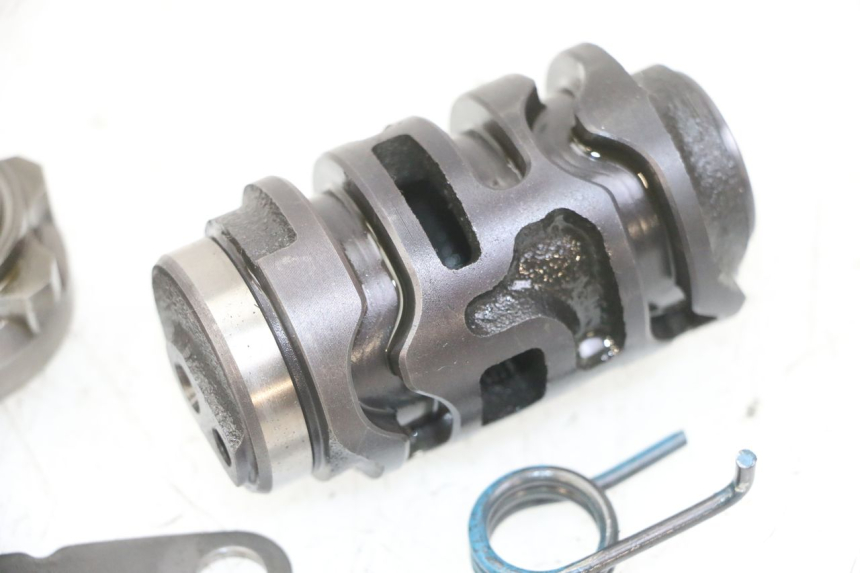 photo de DESMODROMICO CAMBIO KAWASAKI KX F KXF 450 (2009 - 2011) - Zoom sullo stato d'uso