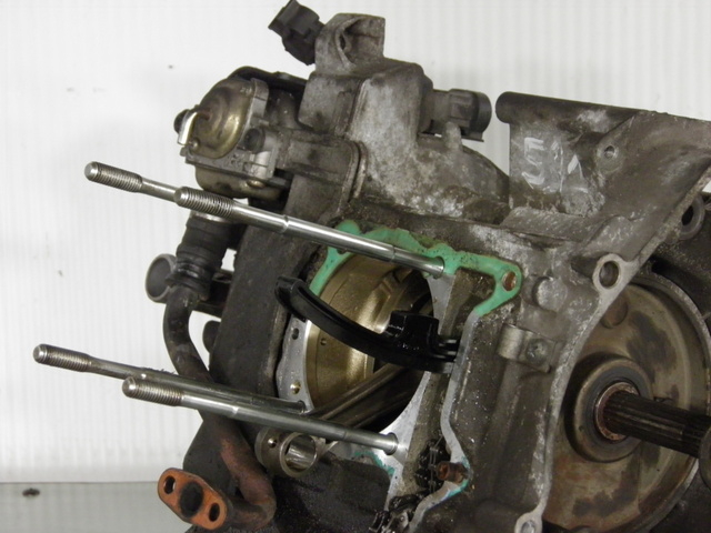 photo de BASAMENTO MOTORE PIAGGIO MP3 RL 125 (2006 - 2014) - Marcature e riferimenti originali