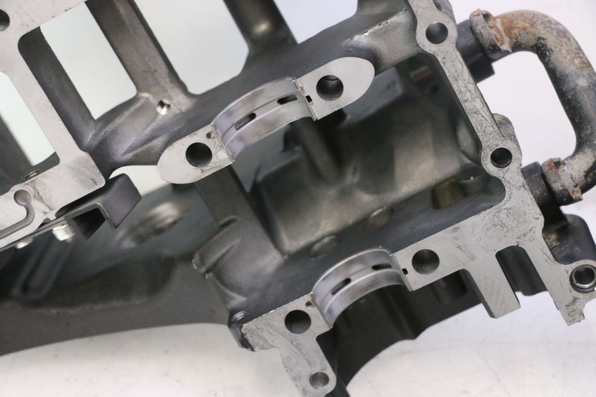 photo de BASAMENTO MOTORE YAMAHA YZF R6 600 (2008 - 2009) - Ricambio usato controllato