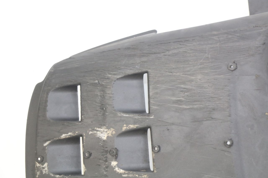 photo de FIANCHETTI INFERIORE KYMCO AGILITY 16+ 4T 50 (2018 - 2023) - Stato della superficie e materiale