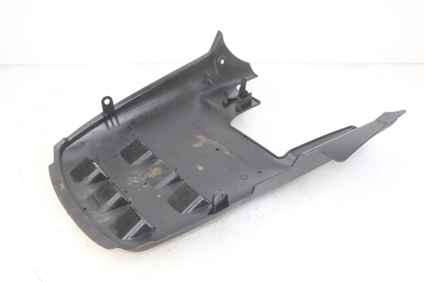 photo de FIANCHETTI INFERIORE KYMCO AGILITY 16+ 4T 50 (2018 - 2023) - Zoom sullo stato d'uso