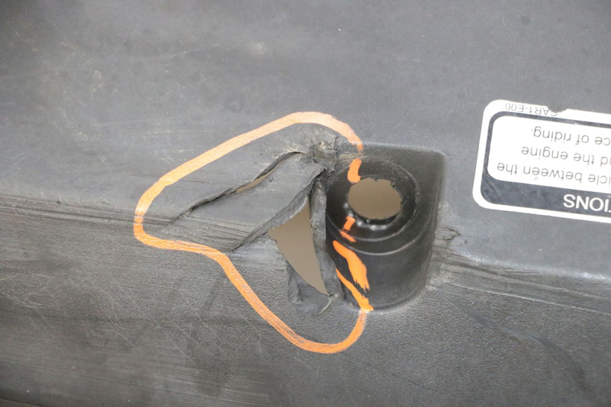 photo de FIANCHETTI INFERIORE KYMCO AGILITY NAKED RENOUVO 2T 50 (2011 - 2018) - Ispezione visiva dettagliata