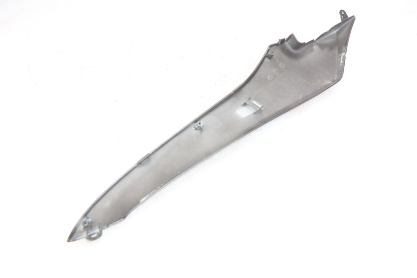 photo de BASSO DELLA SCATOLA POSTERIORE DESTRA KYMCO AGILITY 16+ 4T 50 (2018 - 2023) - Vista d'insieme del prodotto