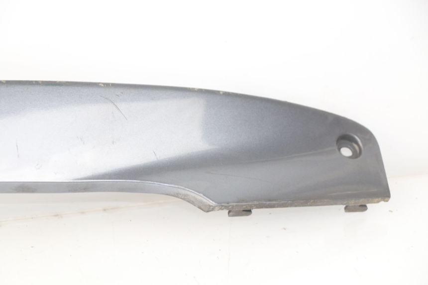 photo de Fondo del telaio posteriore destro KYMCO LIKE 4T 50 (2009 - 2018) - Zoom sui componenti