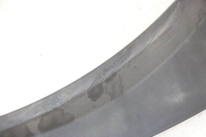 photo de SOTTOPEDANA POSTERIORE DESTRA PIAGGIO MP3 LT 300 (2010 - 2016) - Ricambio usato controllato