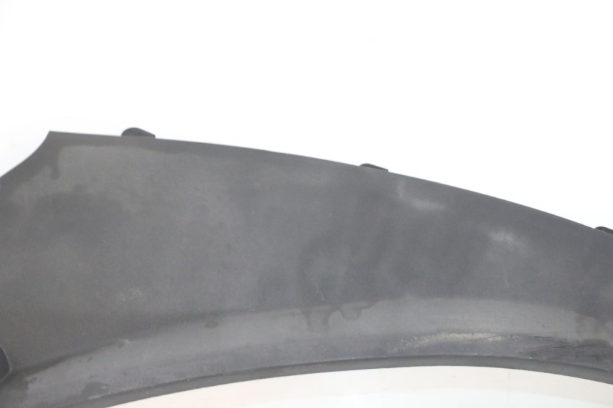 photo de SOTTOPEDANA POSTERIORE DESTRA PIAGGIO MP3 LT 300 (2010 - 2016) - Marcature e riferimenti originali