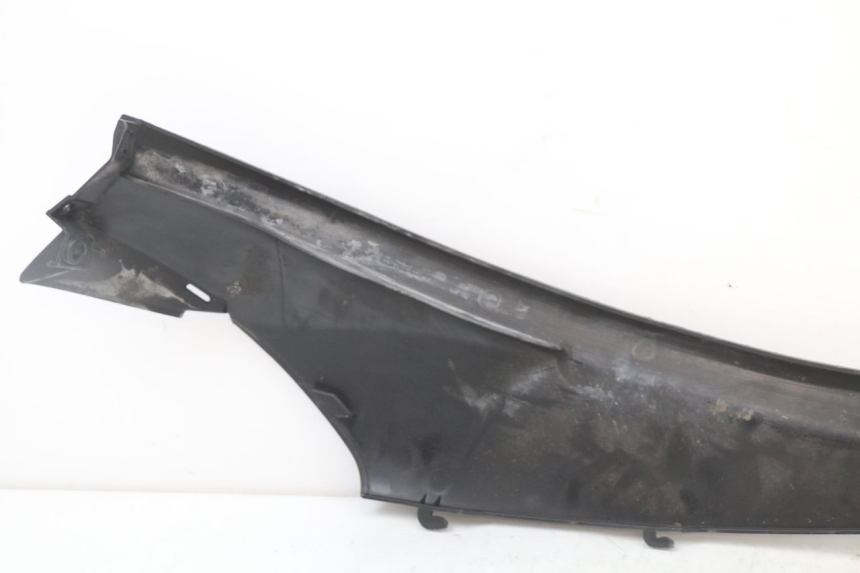 photo de SOTTOPEDANA POSTERIORE DESTRA PIAGGIO MP3 125 (2006 - 2014) - Vista d'insieme del prodotto