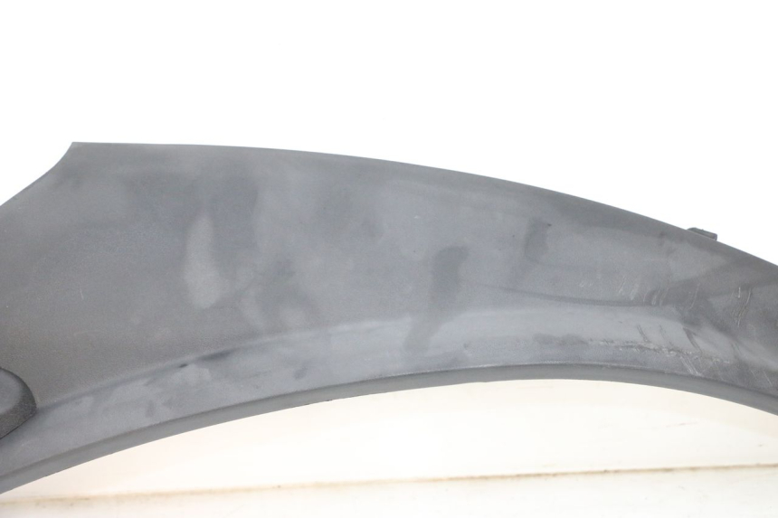 photo de SOTTOPEDANA POSTERIORE DESTRA PIAGGIO MP3 RL 250 (2006 - 2010) - Marcature e riferimenti originali