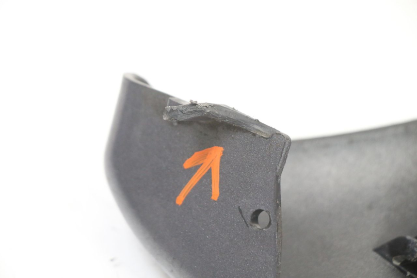 photo de BASSO DELLA SCATOLA POSTERIORE DESTRA PIAGGIO VESPA GRANTURISMO 125 (2003 - 2007) - Vista d'insieme del prodotto