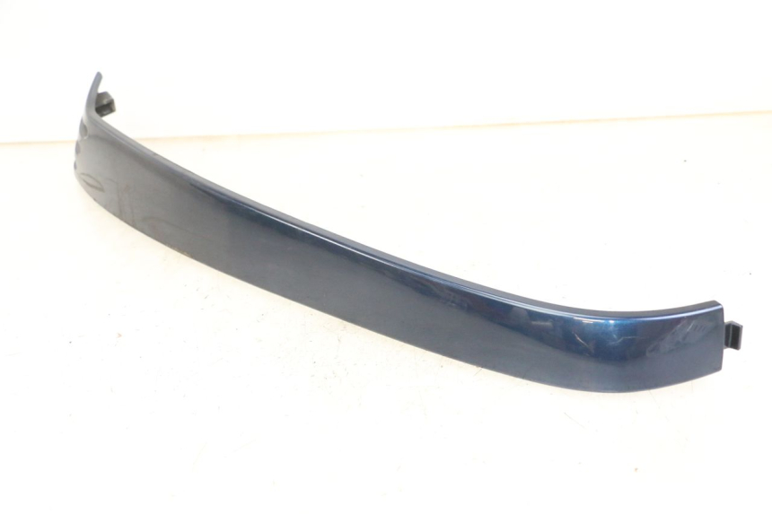 photo de SOTTOPEDANA POSTERIORE DESTRA PIAGGIO VESPA LX 150 (2005 - 2013) - Dettagli dei punti di fissaggio