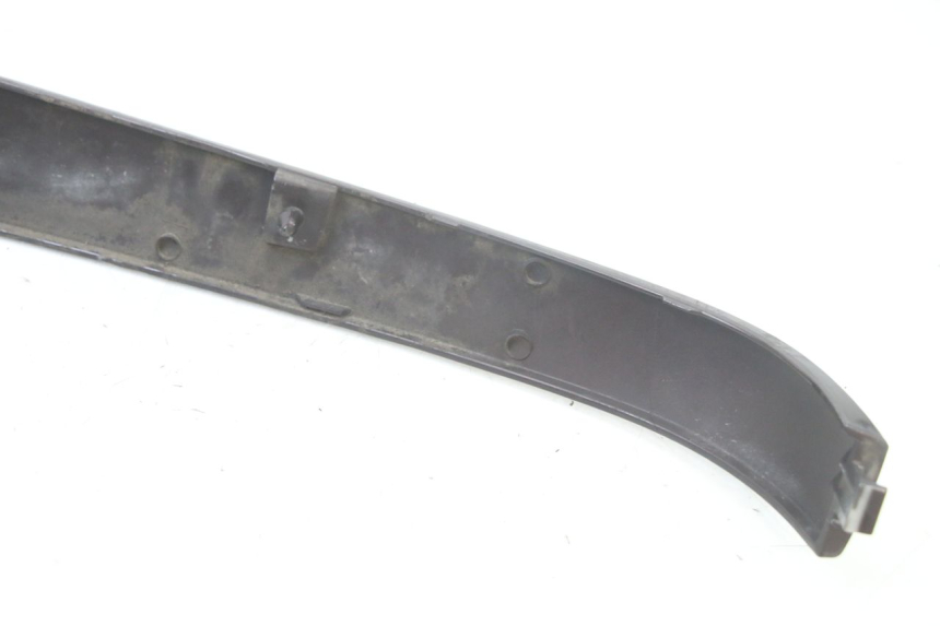 photo de SOTTOPEDANA POSTERIORE DESTRA PIAGGIO VESPA LX IE 125 (2010 - 2012) - Marcature e riferimenti originali