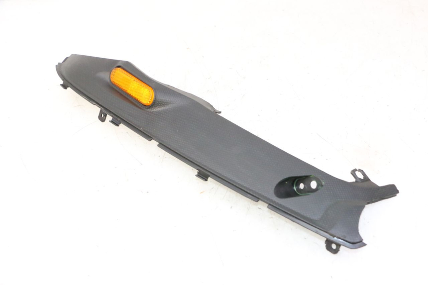 photo de BASSO DELLA SCATOLA POSTERIORE DESTRA GILERA RUNNER SP 50 (2009 - 2017) - Vista d'insieme del prodotto