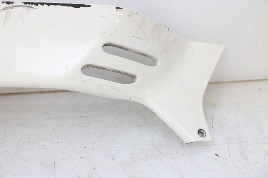 photo de SOTTOPEDANA POSTERIORE DESTRA PIAGGIO VESPA GTS SUPER IE 125 (2009 - 2016) - Marcature e riferimenti originali