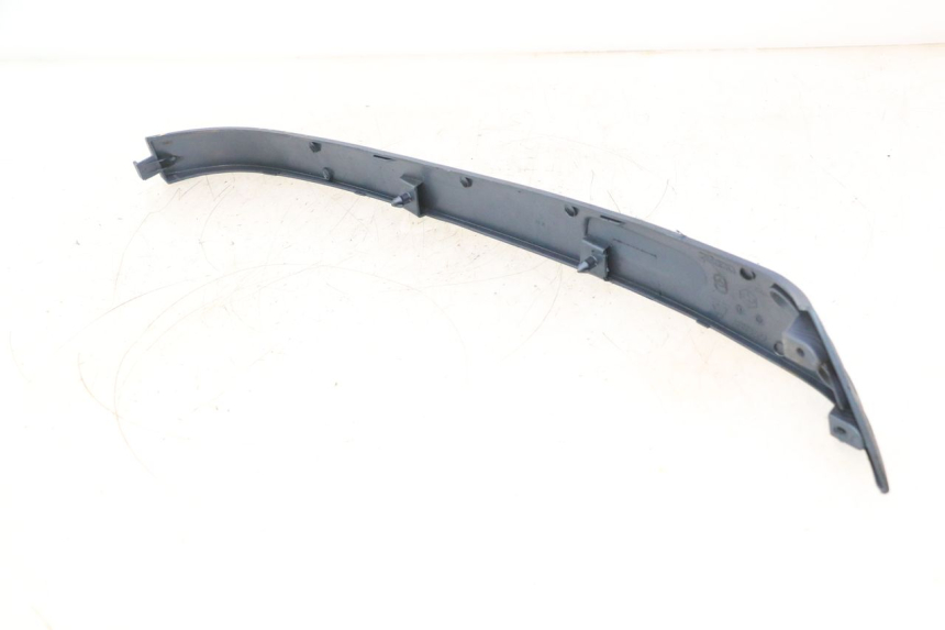 photo de BASSO DELLA SCATOLA POSTERIORE DESTRA PIAGGIO VESPA LX 2T 50 (2005 - 2013) - Ricambio usato controllato