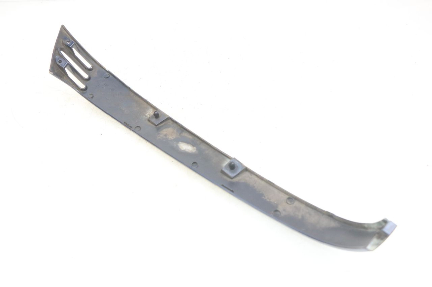 photo de BASSO DELLA SCATOLA POSTERIORE DESTRA PIAGGIO VESPA LXV 125 (2006 - 2009) - Vista d'insieme del prodotto