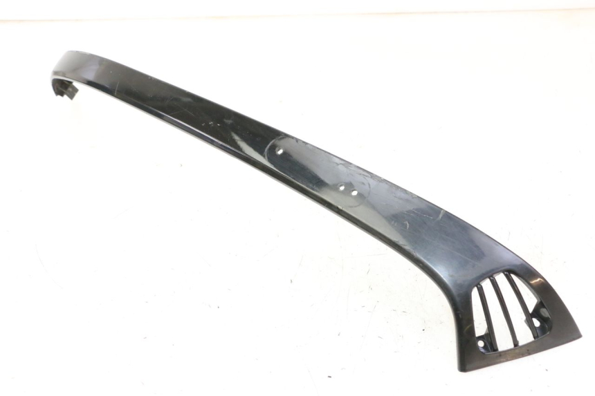 photo de BASSO DELLA SCATOLA POSTERIORE DESTRA PIAGGIO VESPA S 2T 50 (2007 - 2014) - Primo piano tecnico