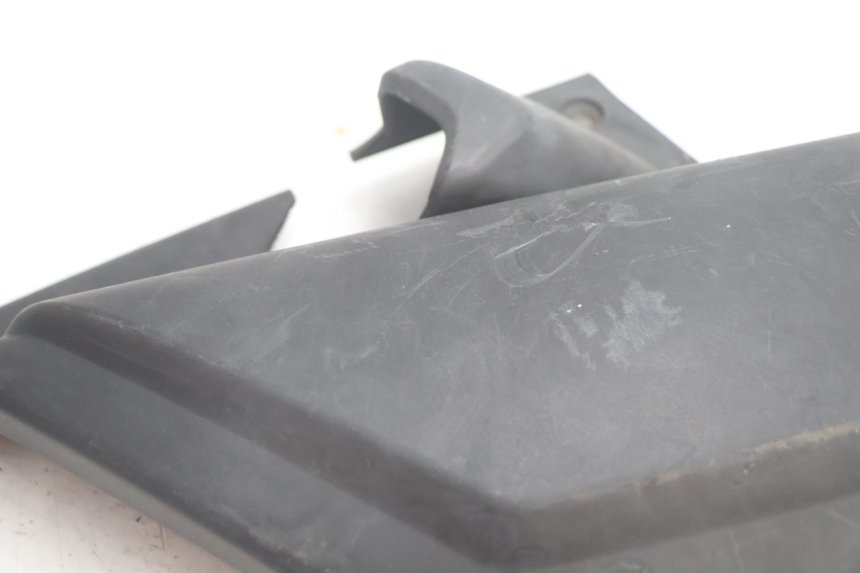 photo de SOTTOPEDANA POSTERIORE DESTRA YAMAHA XMAX X-MAX 125 (2006 - 2009) - Zoom sullo stato d'uso