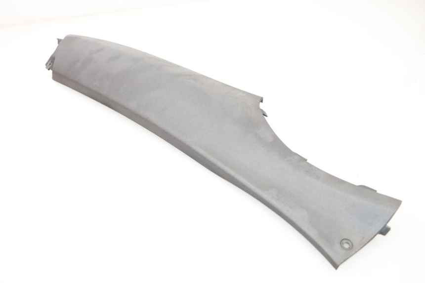 photo de Fondo del telaio posteriore destro PIAGGIO X9 EVOLUTION 250 (2003 - 2007) - Zoom sullo stato d'uso