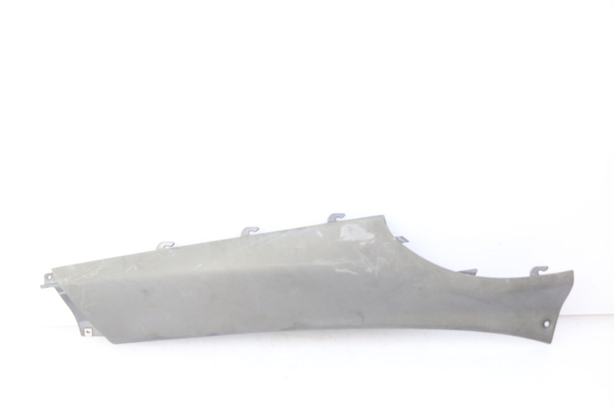 photo de BASSO DELLA SCATOLA POSTERIORE DESTRA PIAGGIO X9 EVOLUTION 125 (2003 - 2007) - Vista principale