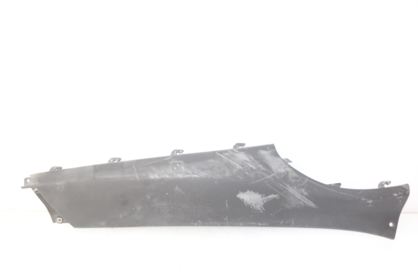 photo de BASSO DELLA SCATOLA POSTERIORE DESTRA PIAGGIO X9 EVOLUTION 125 (2003 - 2007) - Vista principale