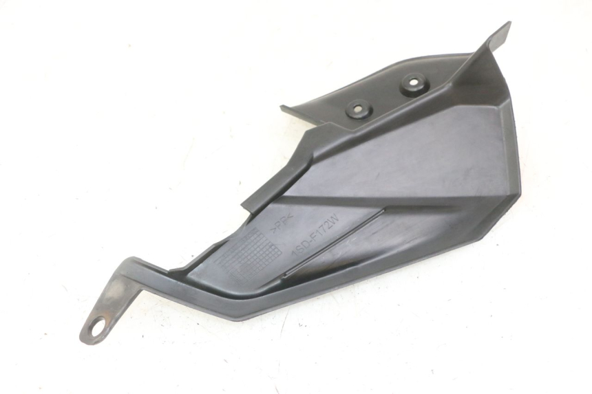 photo de SOTTOPEDANA POSTERIORE DESTRA YAMAHA YP X-MAX XMAX 400 (2014 - 2017) - Dettaglio del componente